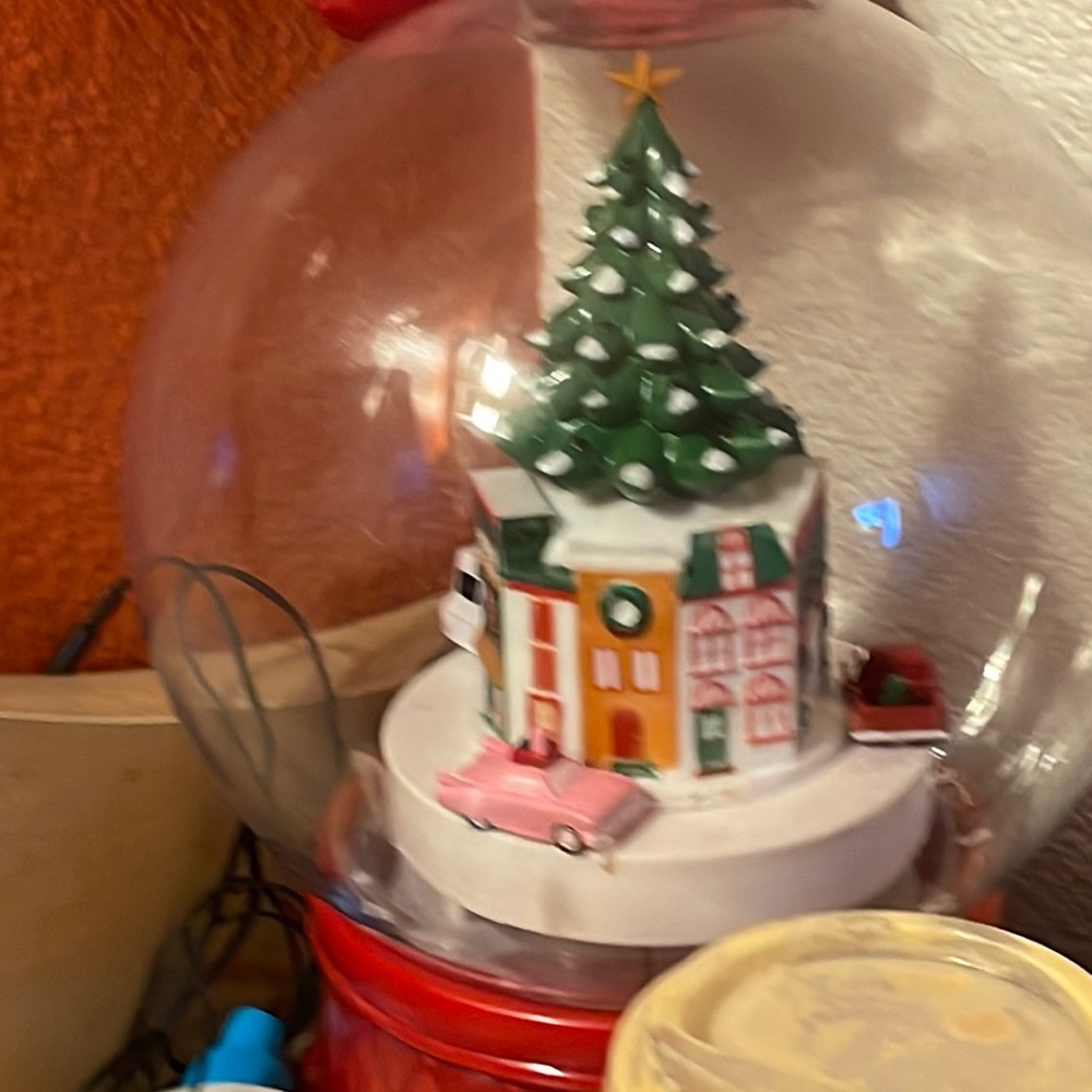 Giant Snow globe Lights up and Play music